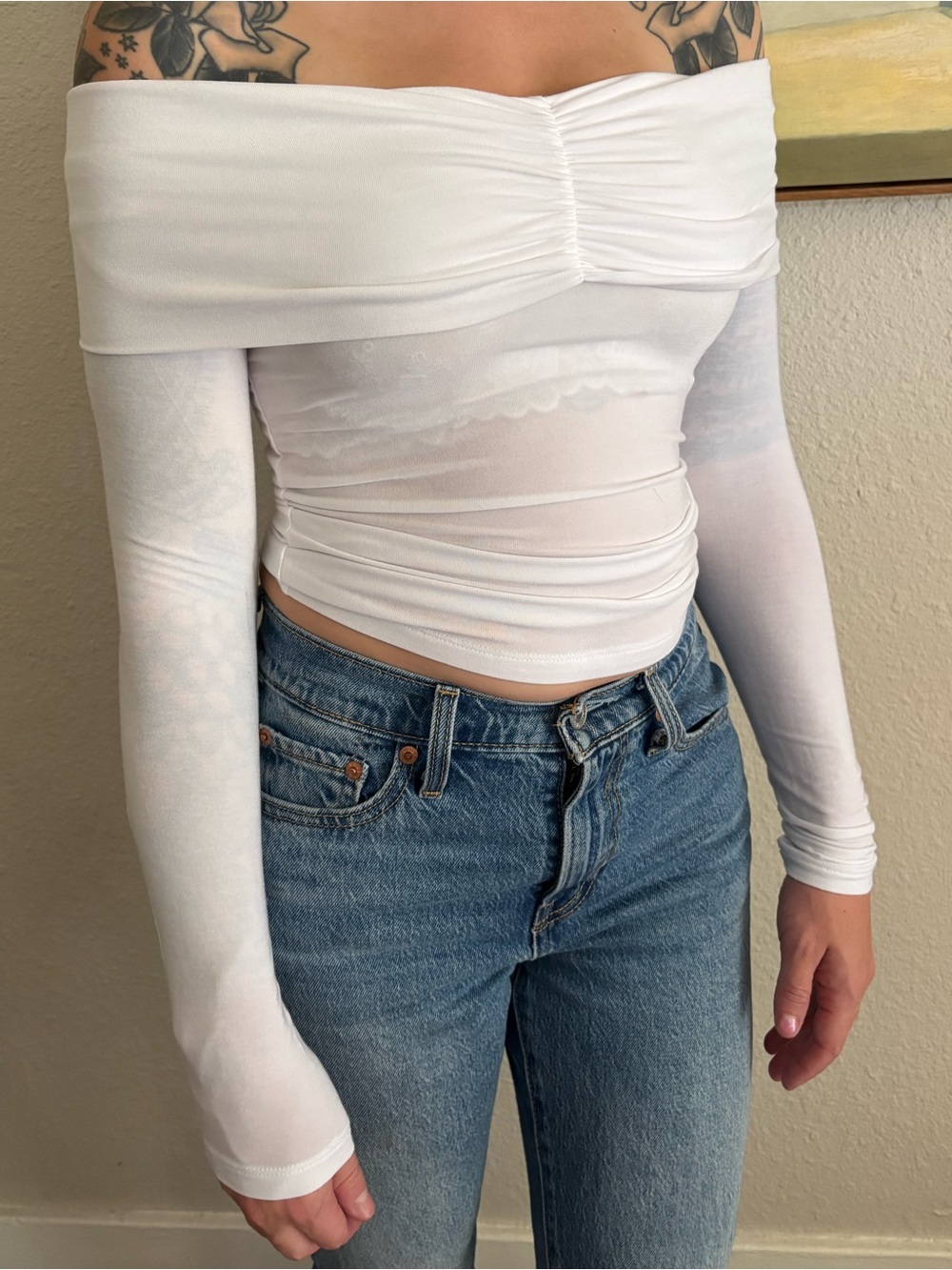 Wilfred White Off-Shoulder Ruched Long Sleeve Top